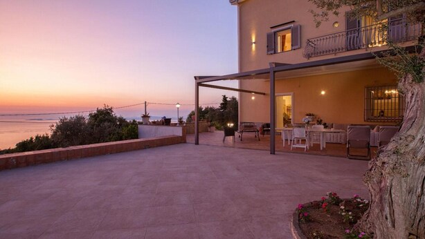 Unclassified image, 1 of 29, button - Splendid Villa in Massa Lubrenze Near Capri (Massa Lubrense)