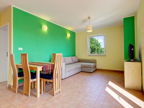 Apartment | Living room