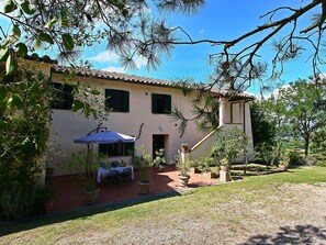 Exterior - Elegant and Broad Apartment in Torgiano With Garden and Pool (Torgiano)