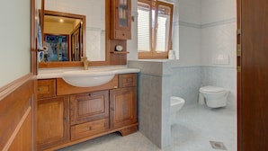 Unclassified image, 5 of 28, button - Large Apartment in Hrastovlje With Private Swimming Pool (Koper)