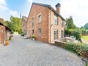 House | Exterior