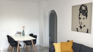 Immagine non classificata, 3 di 23, pulsante