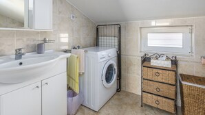 Unclassified image, 4 of 21, button - Apartment for 4 Persons With Balcony (Tar-Vabriga)