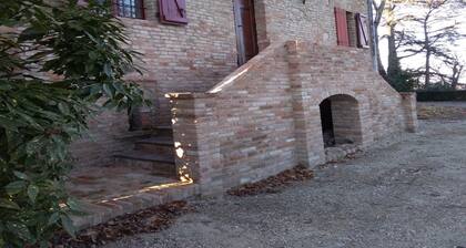 Charming Castle Stay, Robella