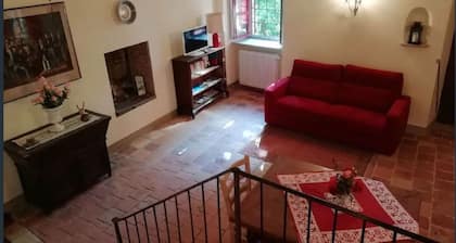Charming Castle Stay, Robella