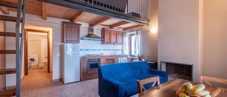 House | Dining