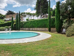 House | Pool