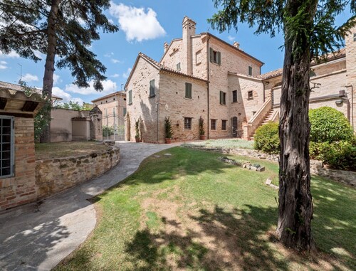 Holiday Home in Villagrande Near Pool & Beach