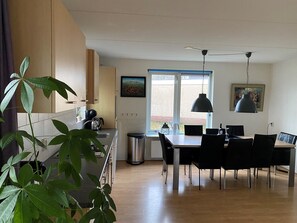 House | Dining