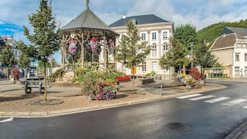 House | Miscellaneous