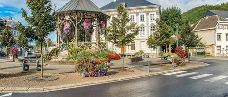 House | Miscellaneous