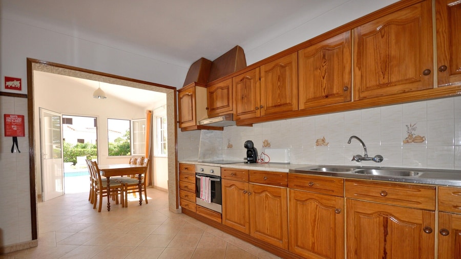 Spacious Villa With Private Pool