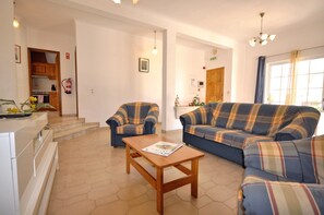 House | Living room