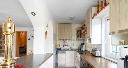 Lodge in Bohemia With Sauna and Bubble Bath