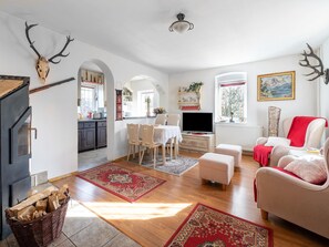 House | Living room - Lodge in Bohemia With Sauna and Bubble Bath (Kraslice)