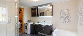 Lodge in Bohemia With Sauna and Bubble Bath
