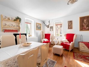 House | Living room