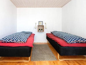 2 bedrooms