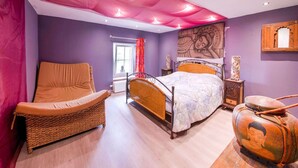 House | 3 bedrooms, individually furnished