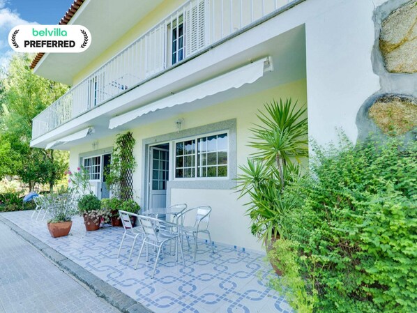 Villa | Exterior - Villa With Pool Near Douro Valley (Penafiel)