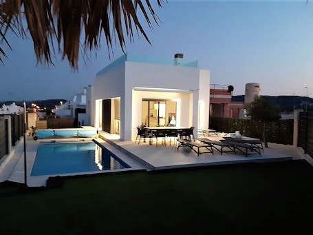 Villa | Pool