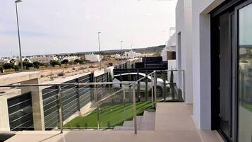 Vila | Pemandangan dari properti