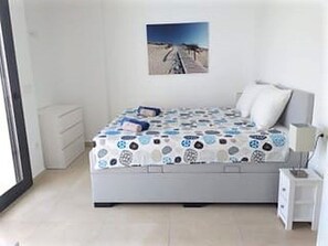 Villa | 3 bedrooms, individually furnished, iron/ironing board, bed sheets