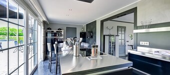 Tasteful Villa in Didam With Garden