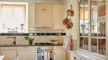 House | Private kitchen