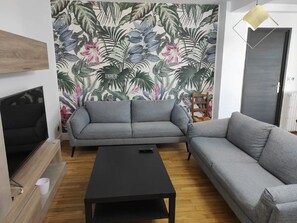 Living room - Premium Apartment in Charleville-mézières Near Centre (Charleville-Mezieres)
