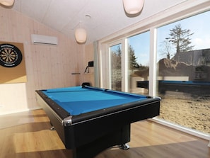 5 bedrooms