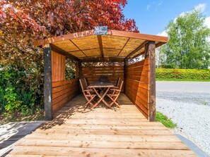 House | Garden - Blissful Holiday Home in Libramont-chevigny With Garden (Libramont-Chevigny)