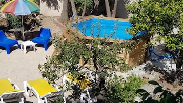 حمام سباحة