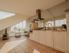 Apartment | Private kitchen | Electric kettle