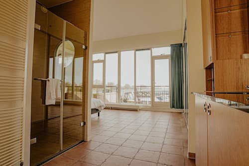 Apartment | Bathroom