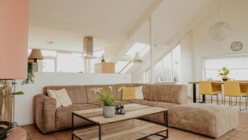 Apartment | Living room