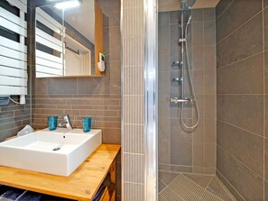 Cottage | Bathroom - Charming Holiday Home in Stavelot With a Garden (Stavelot)