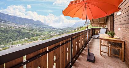 Vacation Apartment "Panoramawohnung Annaheim" with Mountain View, Balcony & Garden