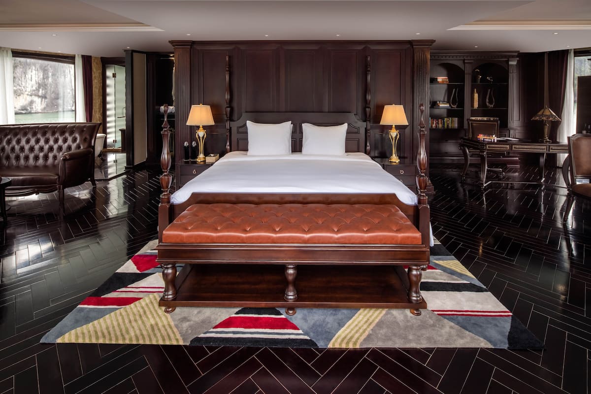 Presidential Suite | Premium bedding, pillowtop beds, in-room safe, blackout drapes