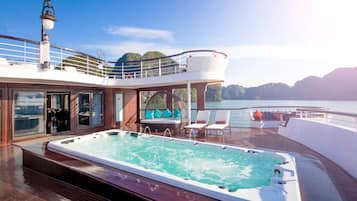 Outdoor pool, pool umbrellas, pool loungers