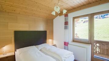 Apartment | 2 bedrooms, bed sheets