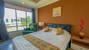 Deluxe Room | Minibar, desk, free WiFi, bed sheets - Plearnwan Deluxe Mansion (Bangkok)