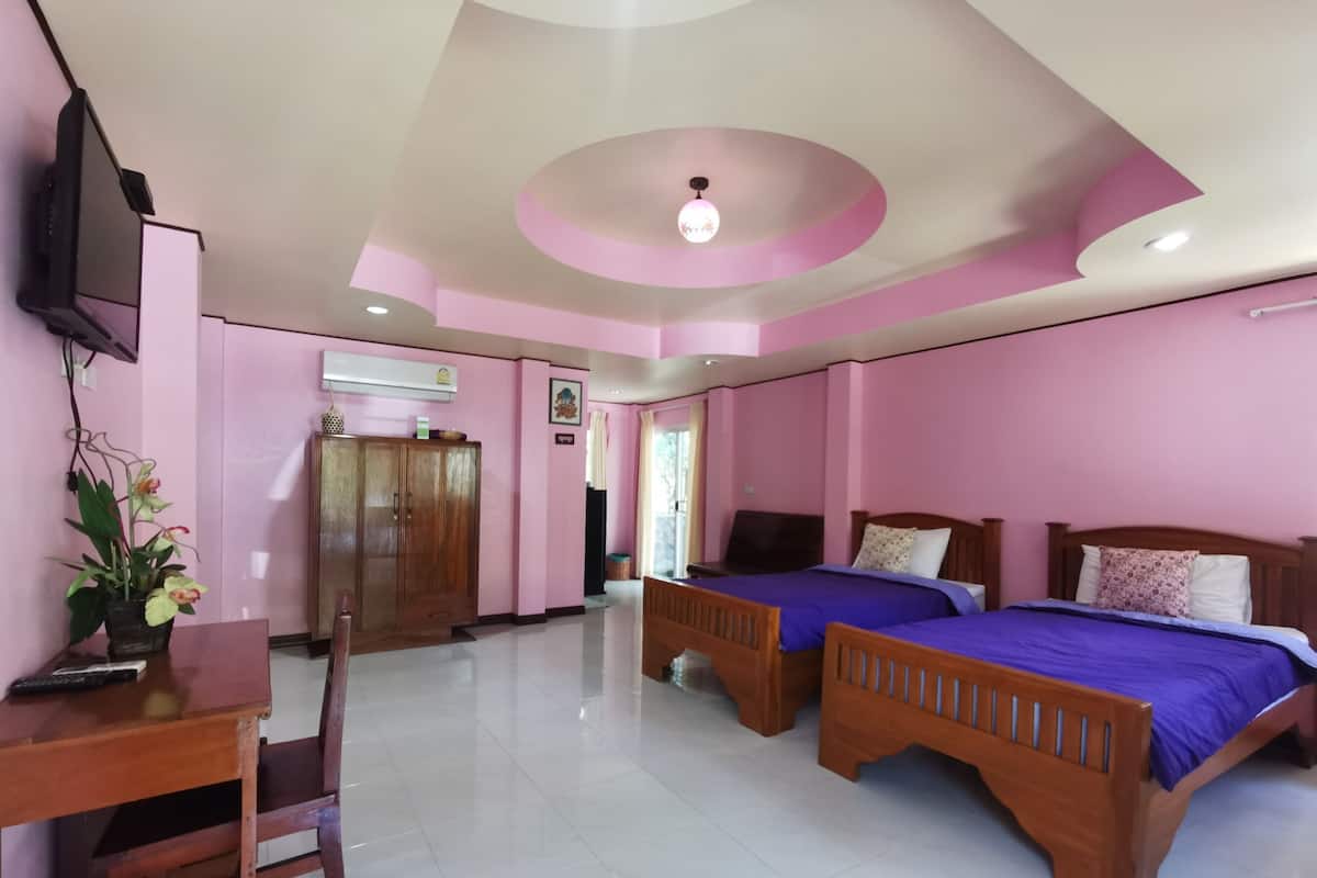 1 habitación, escritorio, wifi gratis y ropa de cama