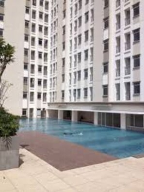 Interior - Green Lake Sunter by Kamara Rooms (Jakarta)