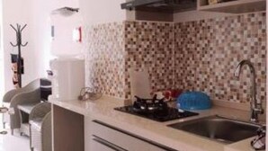 Studio - Apartment Emerald Tower by Kamara Rooms (Bandung)