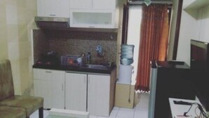 Studio - Apartment Emerald Tower by Kamara Rooms (Bandung)