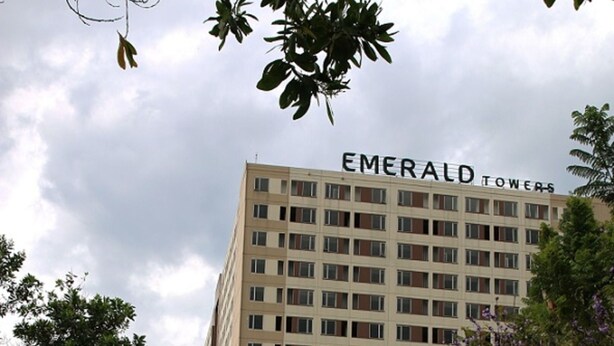Interior entrance - Apartment Emerald Tower by Kamara Rooms (Bandung)