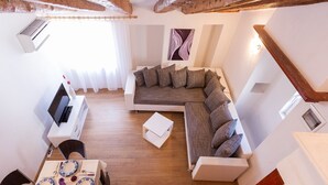 Exterior - Beautiful one Bedroom Apartment Located in the Heart of Rovinj (Rovinj)