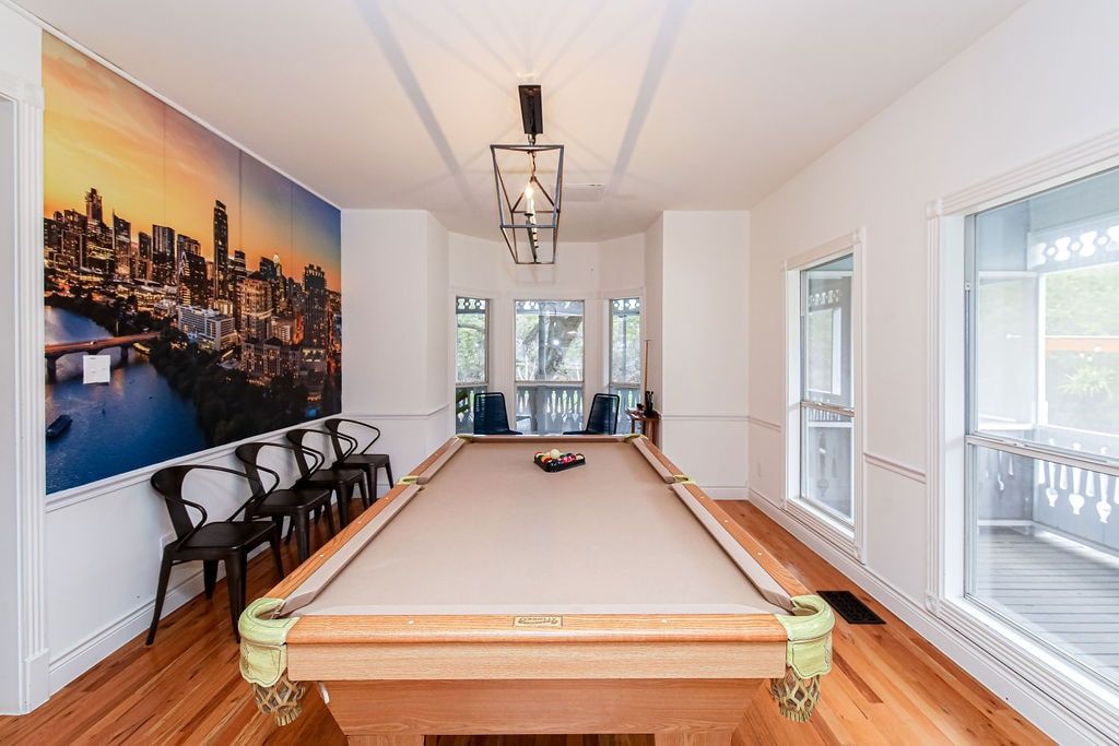 Game room