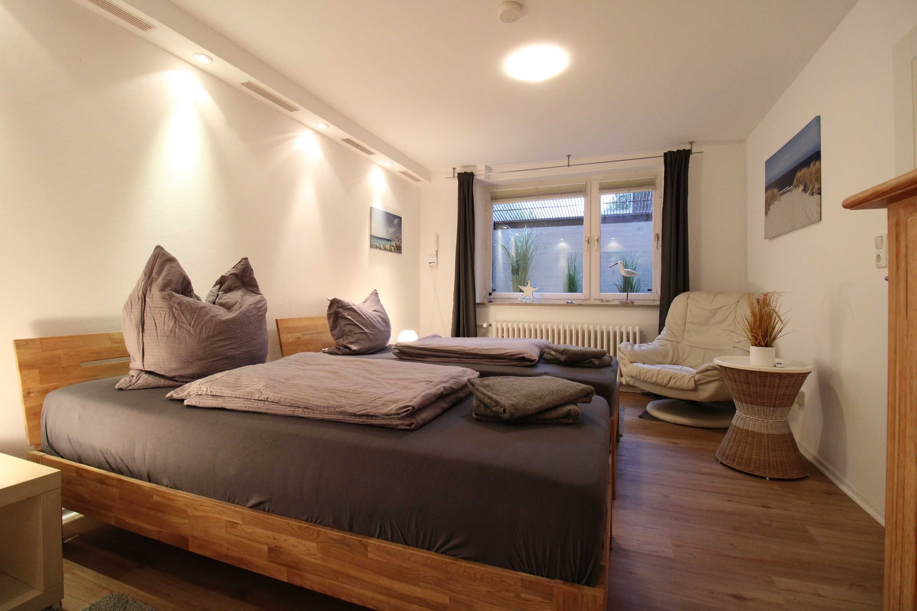3 Schlafzimmer, Schreibtisch, Reisekinderbett, WLAN